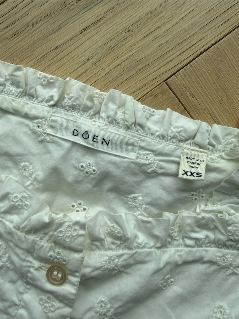 Doen Lunaria Top Eyelet Ruffle Square-Neck Blouse
